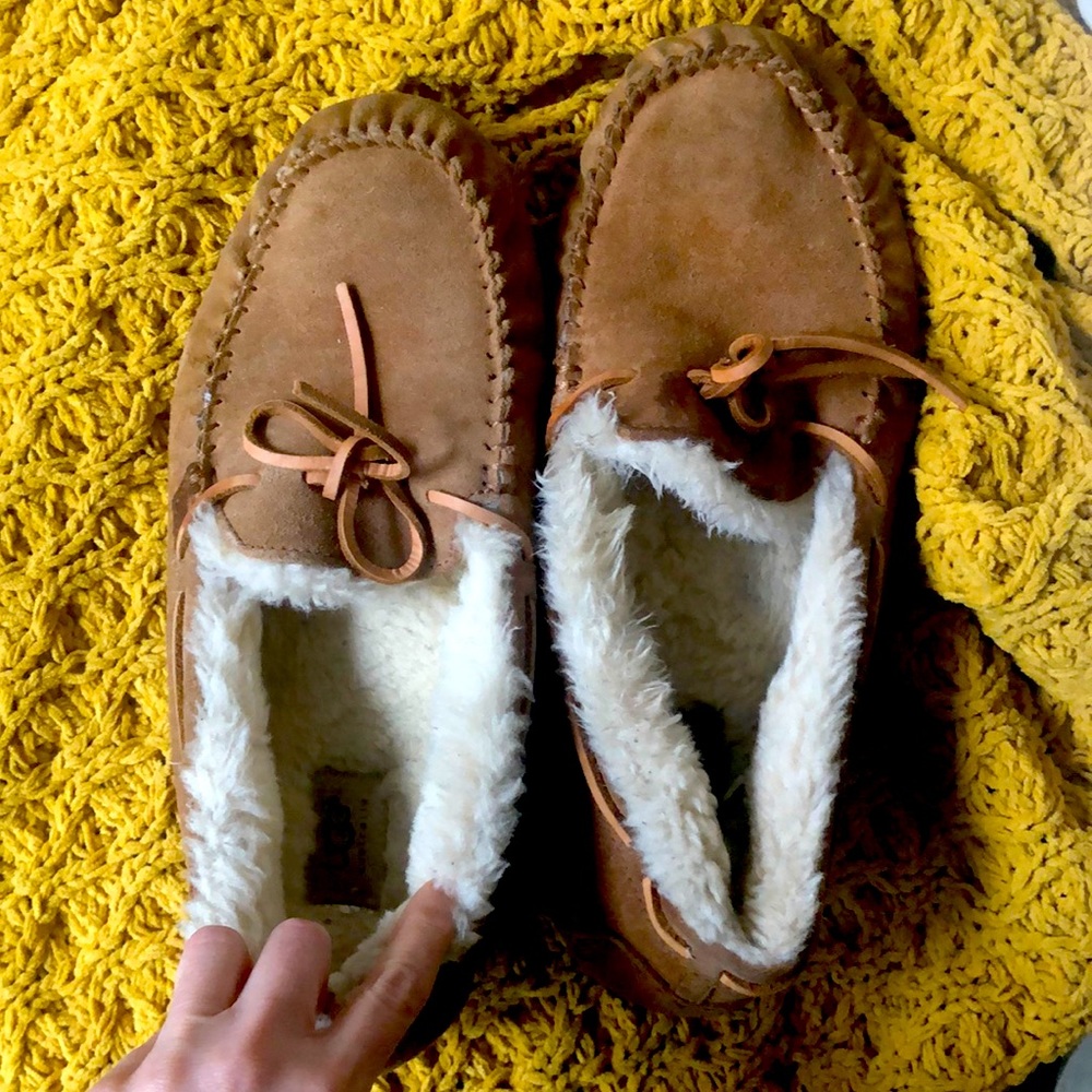 Mens ugh Moccasins